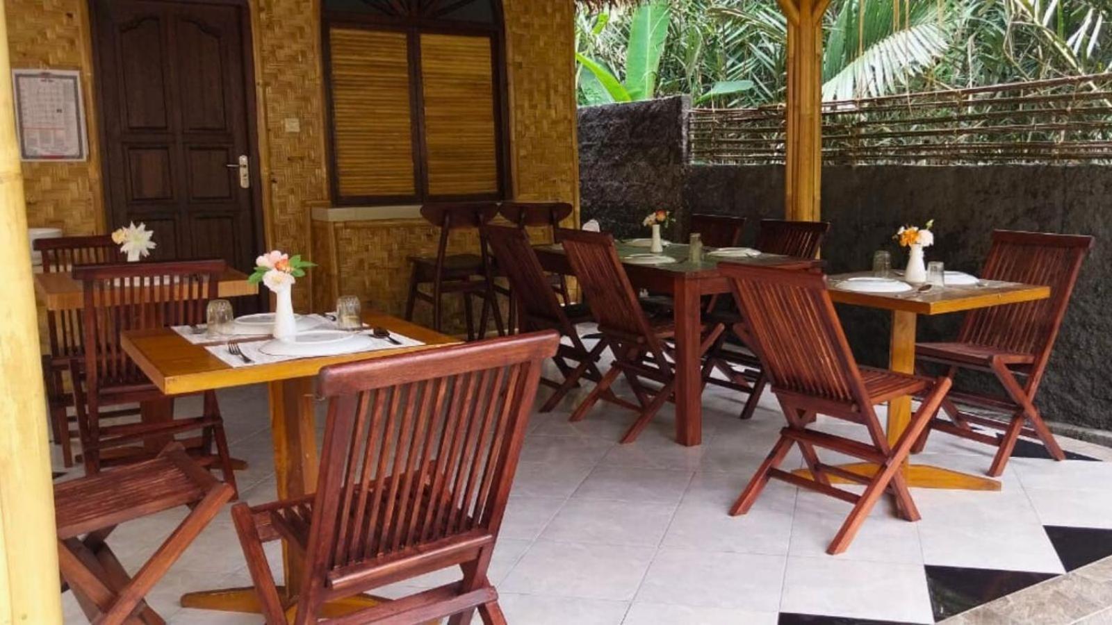 Pondok Sapta Sallaca Selat Exterior foto