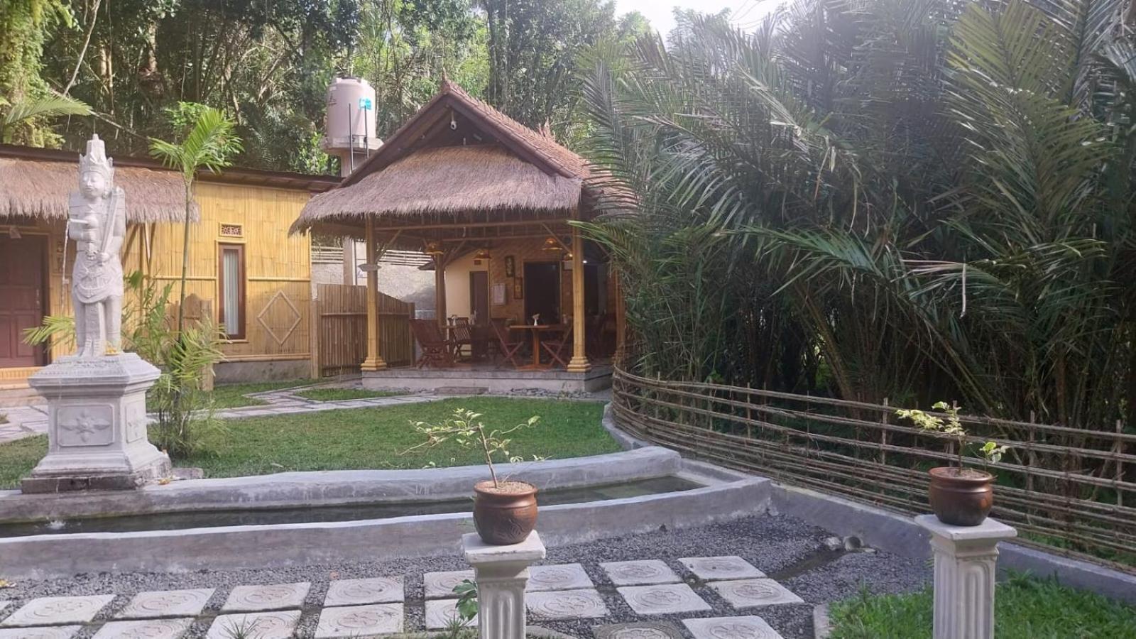 Pondok Sapta Sallaca Selat Exterior foto